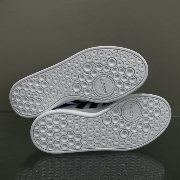 Adidas Breaknet Women's Sneakers White #724 - Picture 6 of 8